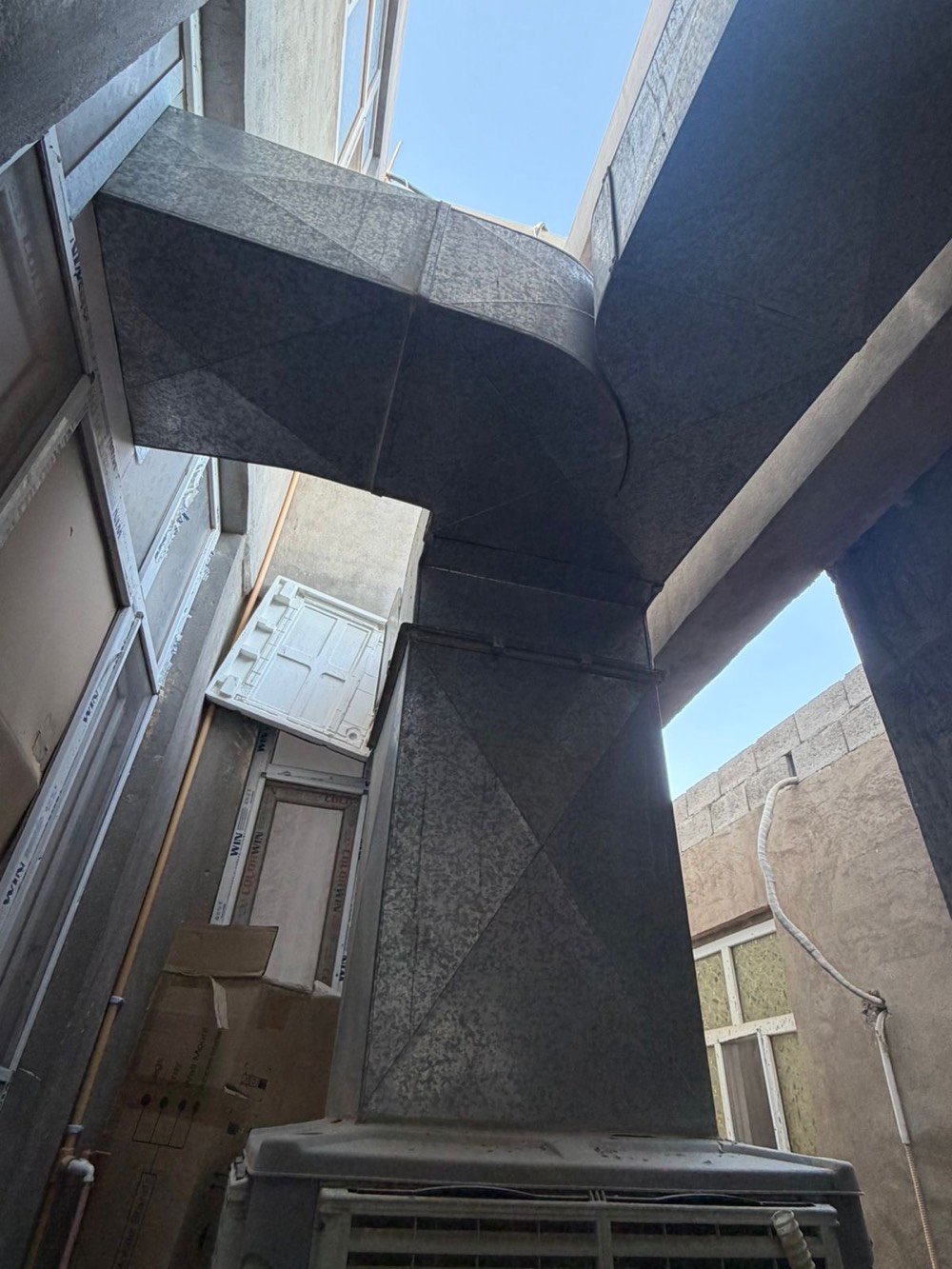 مبرده حجم كبير 
مع دكتات 