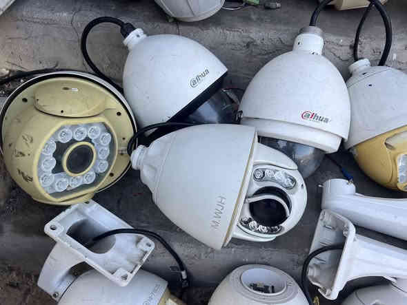 كاميرات PTZ جديد و مستخدم سعر القطعه 50 الف  العدد 15. بيهن ip  و انلوك واتساب ***********
