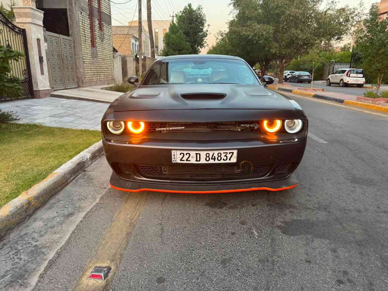 دوج تشالنجر Rt
موديل 2021 
بيع او مراوس  
السعر 170 ورقه وبيها مجال للشراي    
وارد امريكي حادثها بنيد بدون دواخل 
‏رقم اربيل الدولي سنويه بسمي شرط تحويل
*ستيرن هيتر
*مقاعد كهرباء
*رادار خلفي
*دخول ذكي 
*سبورت
*مري كهرباء 
*كامرة خلفية
*شاشة uconnect جبيرة
*حساس خلفي
*تشغيل عن بعد 
*كشن كهرباء
*ترحيب دخول
*جام اوتو
*مثبت سرعة
*مصابيح امامية led
*تحكم ستيرن كامل
*كشنات جلد ابيض 
*تبريد قطعتين
دوشمة جلد ابيض 
سويت الها ادامة وبوليش كامل قبل شهر
زيت  كله MOTUL 
بانزين محسن 
مكاني بغداد الكرخ حي العدل 
للاستفسار 
***********
