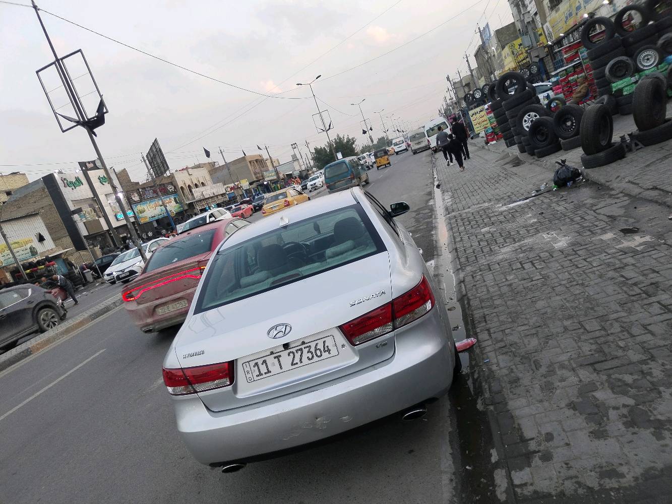 السلام عليكم ✋
SONATAللبيع🚗.....
موديل 2006....... 
وارد امريكي 🇺🇸.......
رقم بغداد دولي بسمي......
مكينه وكير مكفولات.....
3300 V6🚀.......
تحكم ستيرن......
مقاعد قماش........
دبل صالنصه.......
سبير دولي زيرو......
سيارة كلين.....
بس بيه صبغ حزام أثر جراد.......
شاشه اندرويد.....
تبريد ثلج ❄️........
عداد سرعة 260🚀.......
دوسة مختومه من SONATA....
ويل كب اصلي........
صالنصه كروم..........
دشبول جلد.......
سيارة جاهزة......
💰السعر 93 وبيه مجال بسيط.....
📍مكان بغداد حي العامل شارع ٧ نيسان
☎️رقم الهاتف *********** واتس✅
