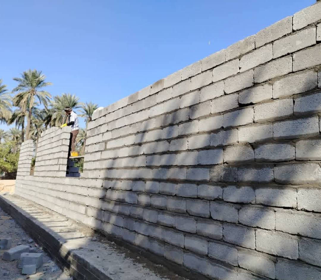 السلام عليكم ورحمه الله وبركاته خلفه بناء بلوك ***********
