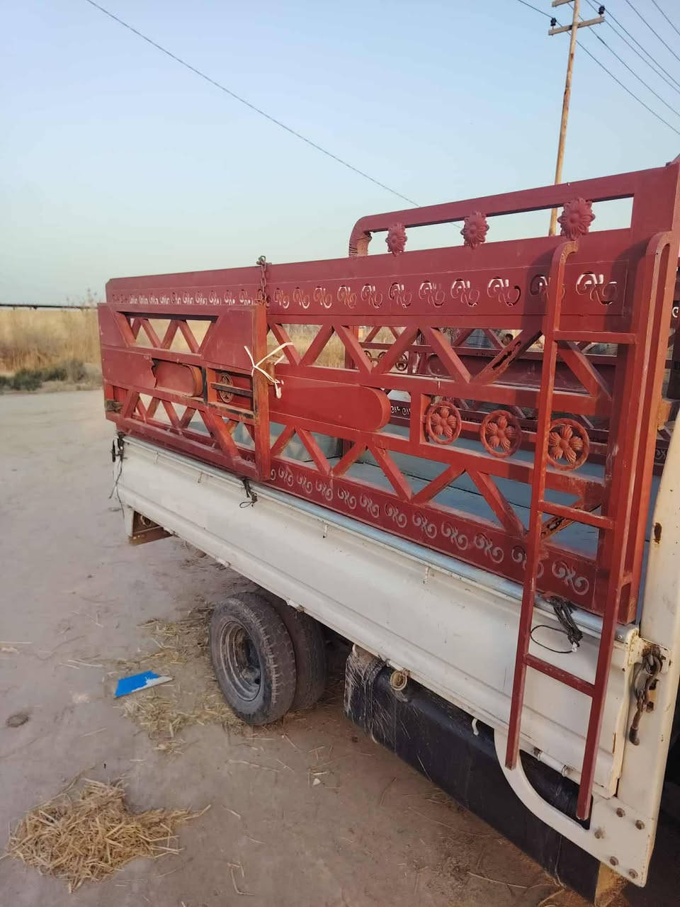 سلام عليكم محجر نثيه لبيع مستعجل السعر 160وبيع مجال ‏‪0782 165 4086‬‏
