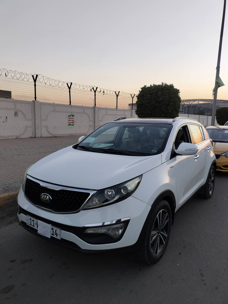 سلام عليكم سبوتج خليجي  للبيع الموديل 16 بغداد السعر 165 ورقه وبيه مجال قليل اتصال على الرقم  ***********
