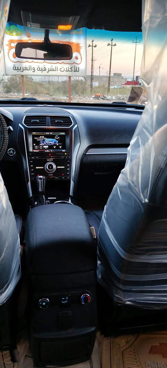 السلام عليكم فورد اكسبلور 2016وارد امريكي فول مواصفات محرك6توان تيربو بيه صبغ بل مدكر الامامي الايمن بدون دواخل وبيها طخات بصيطه رقم اربيل جديد مكاني بصره بيع او مراوس حسب القناعه السعر 16رقم هاتف*********** البصرة, العراق
