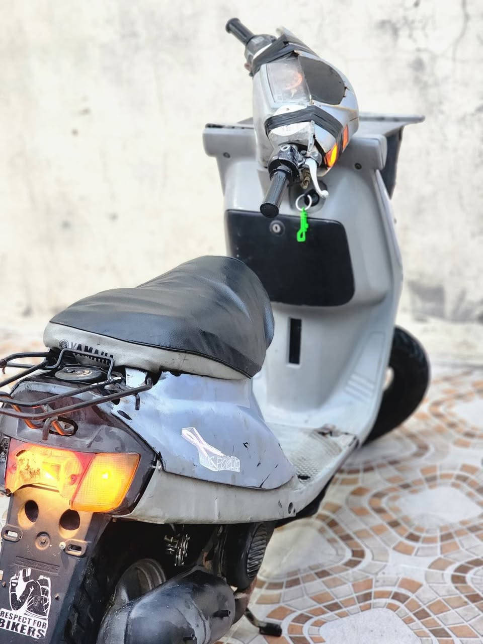 سلام عليكم شباب ماطور ياماها 60 للبيع بيع مستعجل تايرات بريكات زينه ماشاء الله ماطور نضيف محرك مامفتوح 
اني ابيع جف تراب ماطور شغال بس مااعرف بنزين ضعيف يروحله
مااعرف كابريتر وصخ مرات يشتغل زين مرات يخنك
انطيني سعر قيم وخذ بما يرضا الله 
كفرات كامل


**إذا كنت صاحب هذا الإعلان وتريد حذفه لأي سبب، رجاءا أرسل رسالة إلى الدعم الفني**