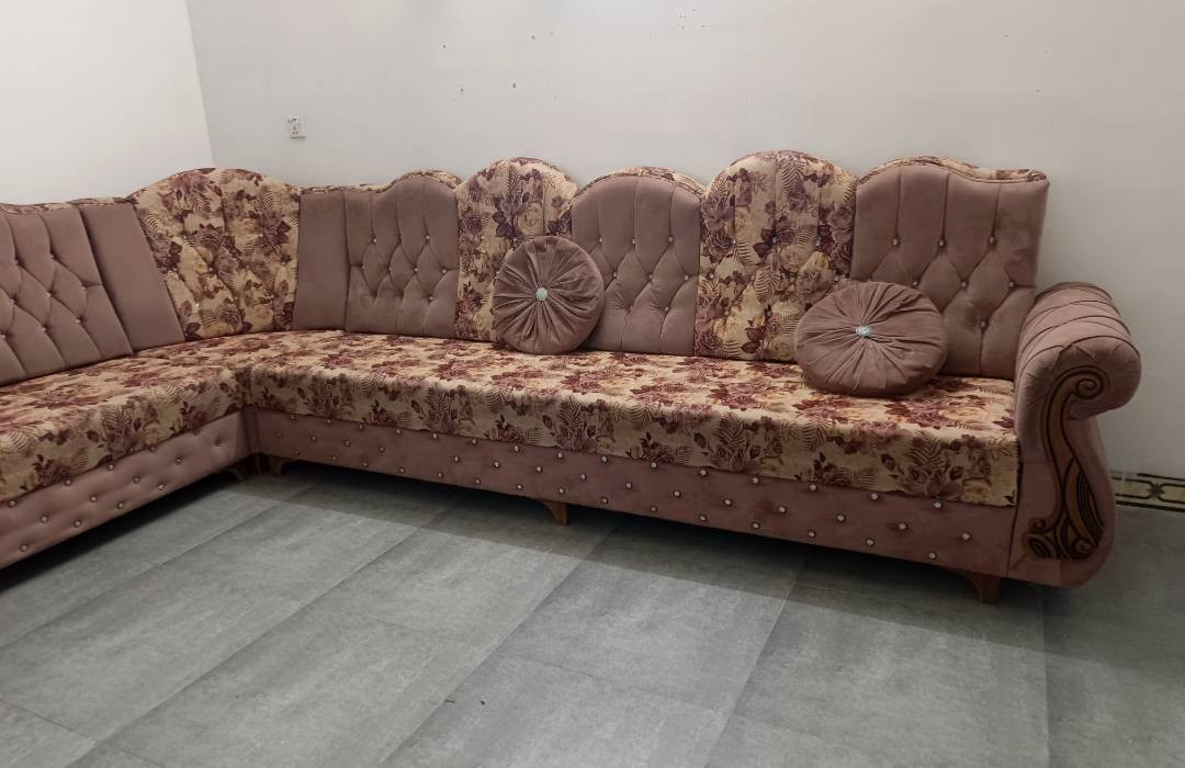 ديوان ٧ امتار تفصال خشب بلوك اسود شرط النظافه للبيع العنوان كركوك.


**إذا كنت صاحب هذا الإعلان وتريد حذفه لأي سبب، رجاءا أرسل رسالة إلى الدعم الفني**