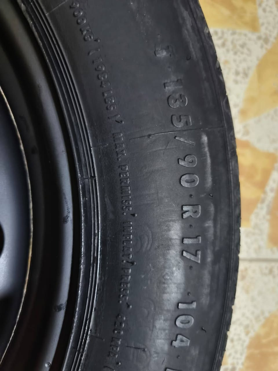السلام عليكم سبير جوكر للبيع مال f10 ألماني الاصلي حجم (17 . 90 / 135 )
  مع شاشة كيجات للبيع 
قيم و اخذ 
الخاص مفتوح والخط بي واتساب
***********
