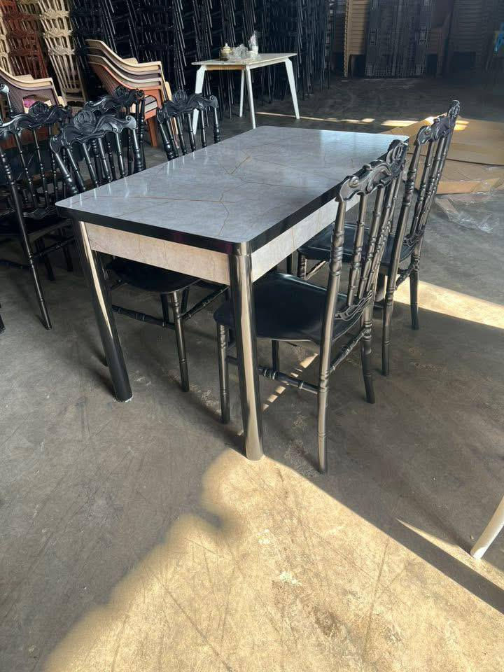 السلام عليكم
الى من يبحث عن الجودة والحداثة  /وبلتقسيط المريح
كل ما تحتاجة داخل البيت/زورنا ولاتتردد
ابو علي مفروشات سوق شهداء الامين/الفرع الاول مقابل سيف العطار***واتساب***********
