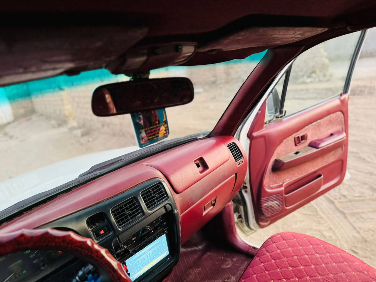 السلام عليكم تيوتا جمره ٢٠٠٤ رقم بصره سنويه ل٢٨ مصبوغه عام جمالي دشبول ماروني تخم تاير حداديه وره وكدام توني شادها محرك وكير واكسن كفاله كهربائيات  كلها شغاله لايت اصفرسياره خير من الله مسجل شاشه تحويل ثاني يوم السعر 94
او مراوس بسياره فرق موجود للستفسار لاتصال على الرقم ***********/***********
