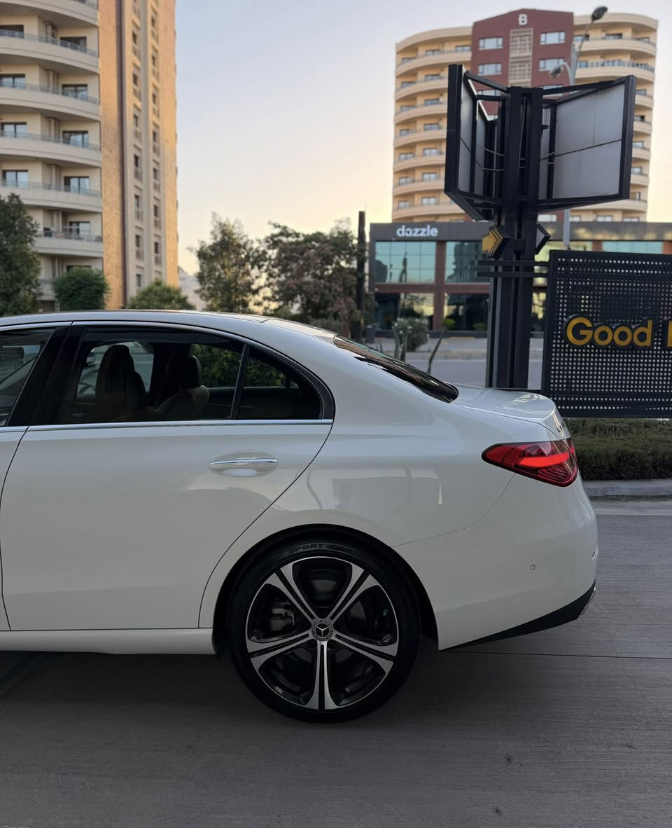 سلام عليكم مارسدس C300 موديل 2025 ماشيه 12 الف بعدها بحالة الوكاله سياره جديده سعر مناسب جدا🔥🔥
بصمه سلايد كشنات جلد ٥ كامرات كشنات كهرباء وكشنات تدفئه تبريد كشنات خزن دواخل لد 64 لون كامل رادارات و GPS ٣٦٠ درجه حساسات لايتات زينون ليزري نظام خرائط جيل الجديد لمارسدس دوسات ومري ترحيب علامة مارسدس كشنات مساج تحديد مسار صندوق كهربائي لايتات متحرك تفاعلي وتكدر تتكلم مع المارسدس عبر الصوت نظام سماعات ميردين ماركه وسياره بعد بيها هواي مواصفات بيها قطعه وربع صبغ بدون دواخل بشرط بدون شخوط بدون رصعات كير ومحرك بشرط ومابيها مسجات يعني بدون اي خلل مسويلها سيرفس كامل بلشركه السعر 338 مكان السياره السليمانيه و ب اسمي راسن احولك ***********

