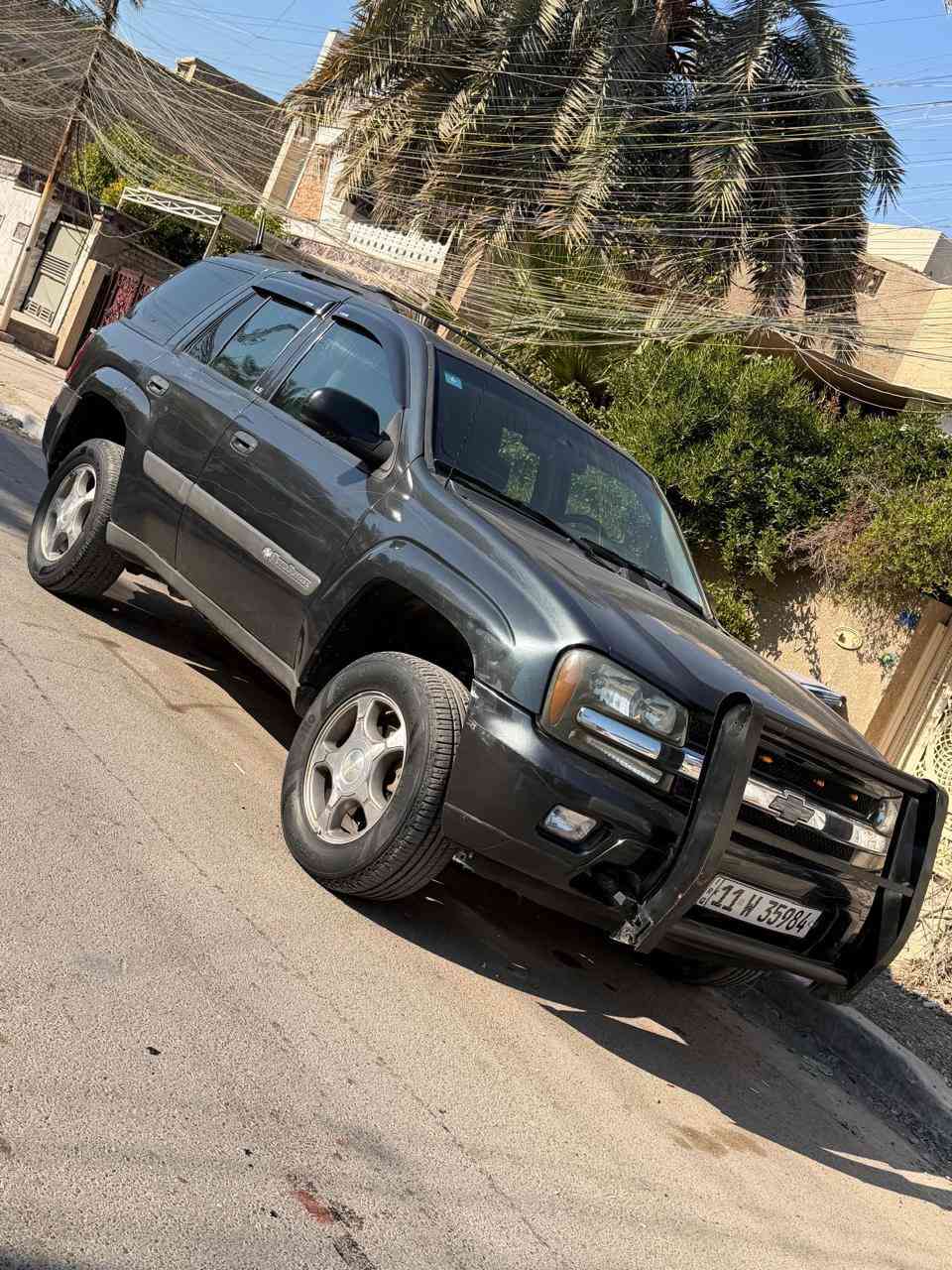 سلام وعليكم بلايزر LSخليجيه مودي2004 كير مكينه تبريد صدر امامي خلفي ترايهه كلش حلو وناعم جاهزه من كلشي بيهه اربع قطع صبغ بسمي  تحويل ثاني  مكانهه بغداد حي البنوك *********** 
السعر ٧٥
