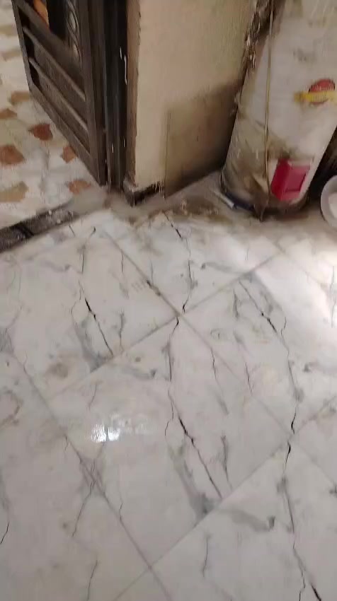 السلام عليكم شقتين للأجار عمارة جكن اوسلو كاملة الخدمات من ماء وكهرباء وماناقصهن اي شي ليحب يستفسر على الرقم التالي واتساب او اتصال 
***********
