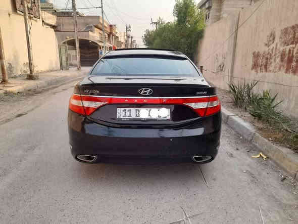 للبيع ازيرا 2012خليجي
كفاله عامه من الصبغ والبارد 
لون جوزي
كل التفاصيل مذكوره بالمنشور
_______________________
موصفات السياره فول موصفات vip
1/بصمة تشغيل +ابواب +صندوك 
2/بنورامه 
3/حساسات امامي +خلفي 
4/زراكات لايت 
5/داخل قرميدي جلد
6/داخل كله لدات 
7/كيجات اكتروني 
8/ كشنات كهرباء كل الوضعيات 
9/بردات ابواب +الخلفيه كهرباء 
10لايت كهرباء يصعد وينزل 
11/لايتات وبك لايت لد نهاري وليلي 
بيه هواي موصفات 
.............................................
السياره عليه ادامه كامله تخم تاير 
صدر امامي خلفي +دبلات كله جديد 
دسكات جدد 
بلكات +مجاول +فيت بم ولعبوه مالته كله جديد 
مبيه نقص بكد البرغي خير من الله 

_______
هونداي أزيرا 2012 فول مواصفات 
محرك v6 3000 
_______________________________

كلشي مذكور بالمنشور  بأدق التفاصيل
_______________________________

كير و محرك مكفولات كفاله عامه  لا صوت رواجز ولا شي 
_______________________________
رقم بغداد رقم وسنوية كله جديد 2029 شرط التحويل مباشر 
_______________________________
سعر السيارة : 135وبيه مجال  ورقة وبيها مجال جدا بسيط
_______________________________
مكان السيارة : بغداد الكرخ
_______________________________
للأستفسار : 

*********** متوفر واتساب/وتصال بغداد
