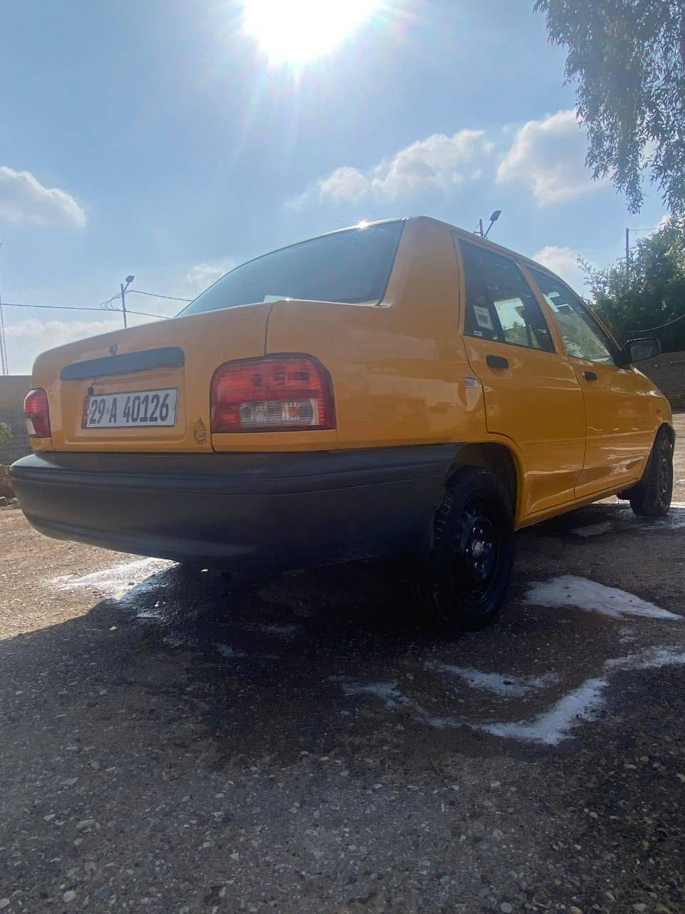 سلام عليكم سايبه للبيع مديل 24 سياره مكفوله كفاله عامه  لا صبغ ولا تبديل تخم تاير حداديه رقم واسط تحويل بل الاسم معروضه اب70 وبيهه مجال تفاصيل اكثر اتصل عله الرقم***********
