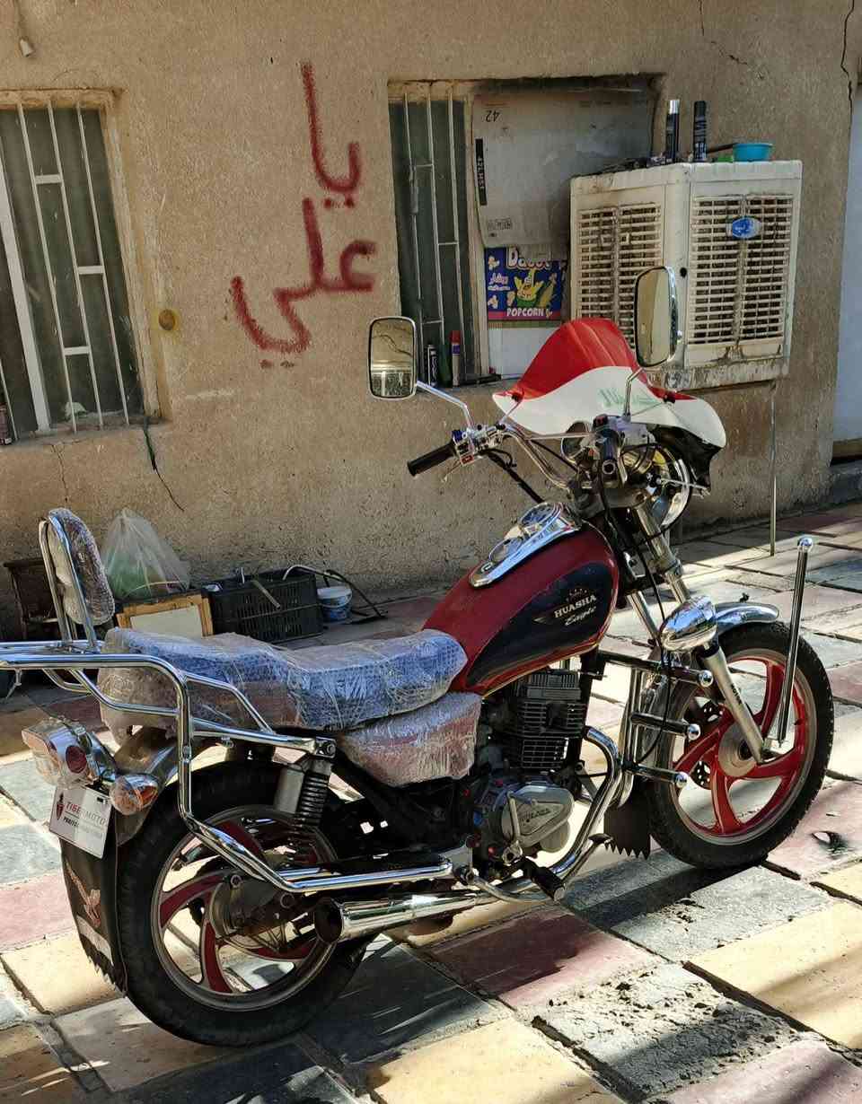 السلام عليكم مستعجل بالبيع اقرأ المنشور قبل لاتتصل التفاصيل كامله
للبيع دراجه جونده دبل بلك 
موديل 14 اوراق اصولي
دراجه مكفوله وحلوه وناعمه ونضيفه
 تشتغل سلف وهندر كامله شغلات بسيطه فقط 
مكاني بالحله مركز قرب جسر الهنود بس الشراي
يتصل رجاءآ اللي مو شراي لايتعبني للاستفسار
والتواصل خاص او الاتصال ع الرقم ((***********))
