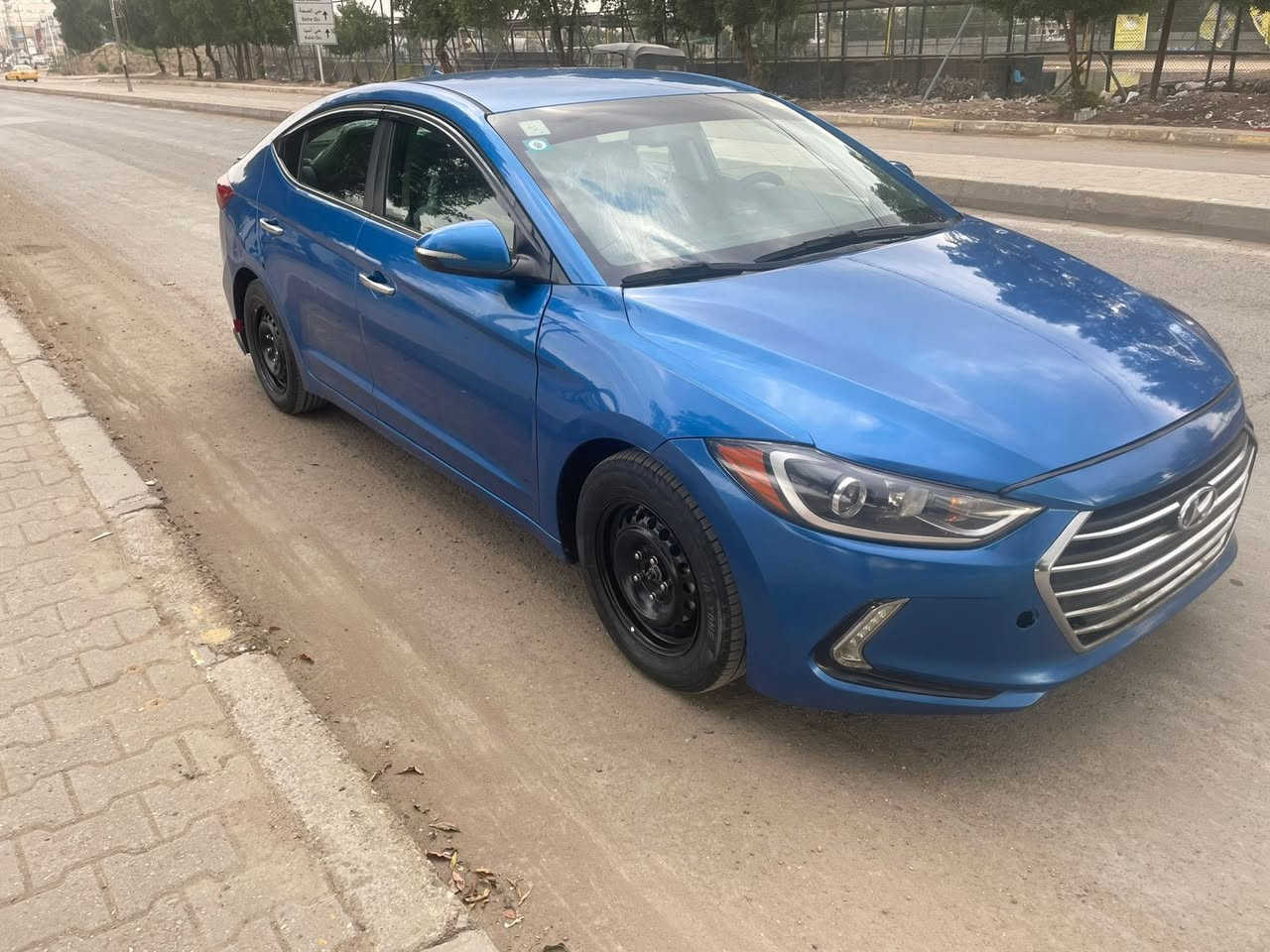 النترا موديل 2017 وارد امريكي 
فول عده الفتحه 
شاشه كشن جلد كهرباء بصمه 
حادثها جاملغ وبنيد بدون دواخل 
سيارة تبريد محرك كير  صدر كله مكفول 
تجي وتشوف بعينك 
السعر ١٢٧ رقم بغداد

***********
‎فقط واتساب
