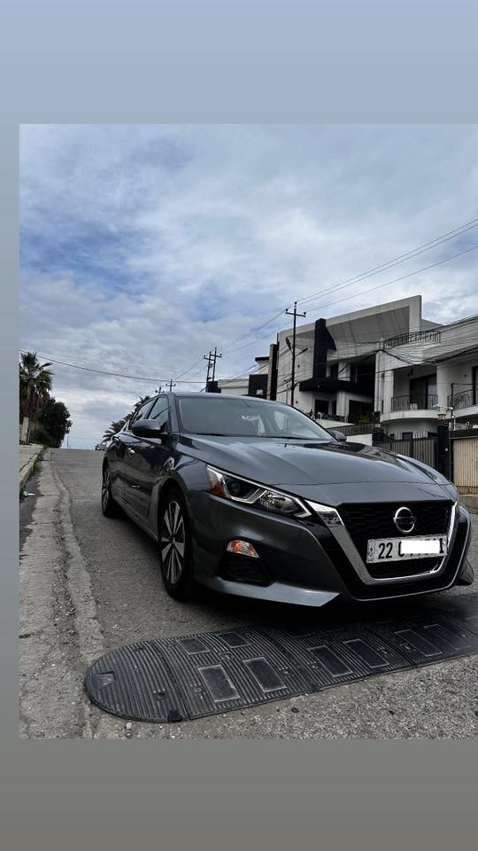 السلام عليكم  التيما موديل ٢٠١٩  كلين مواصفات s تشغيل عن بعد - رادار - كروس تثبيت سرعة - كشن سائق كهربائي -  نظيفة جداً بحالة الوكالة 
ماشيه 100 الف كيلو 
سنوية 2027
السعر 166 $
للتواصل عبر الواتساب 
***********
المكان موصل ودهوك
