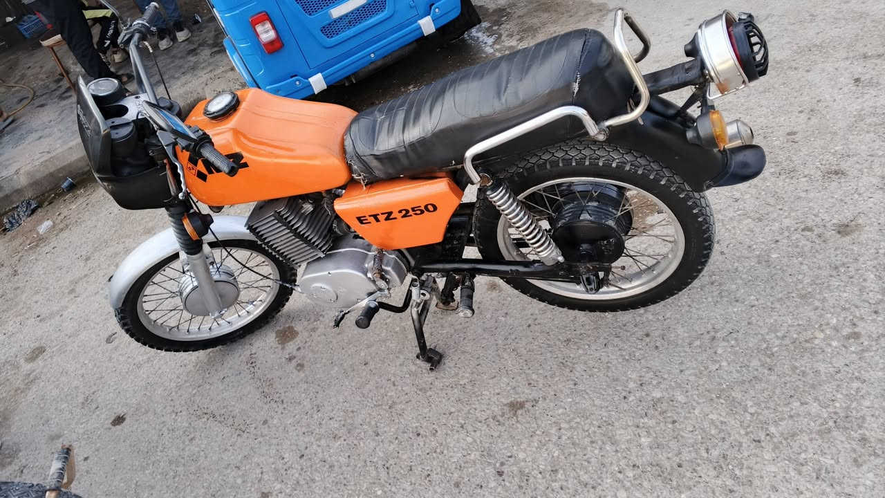 سلام عليكم درجة للبيع مكان واسط عزيزيه لحيم بس بلخشم فقط ،***********  عله فتح مكينه كص 150
