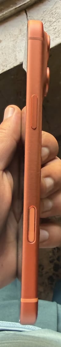 آيفون ١٧ برو ماكس • مفتوح شهر • شحن ٧٧ مرة