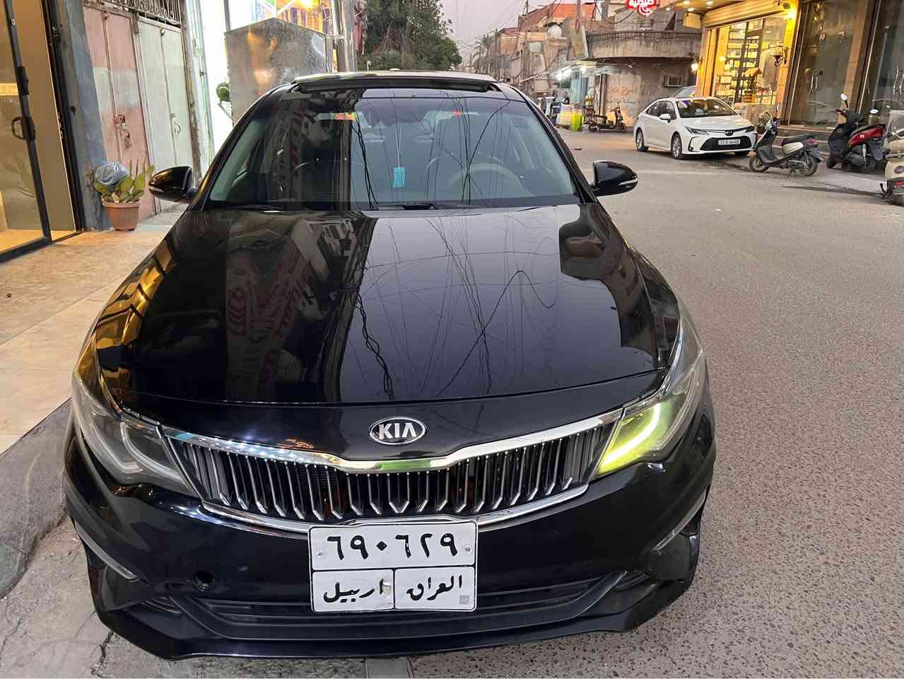 السلام عليكم عندي اوبتمه موديل ٢٠١٩ سياره جديده معنه كلمه. وارد امريكي. وارده بسونر سياره.  فول فول فول. 
ماشيه سياره فقط. ٦٤ على وضع شركه  بلادي مامفتوح محرك اي شي مطابه صيانه سياره معنه كلام جديده.   
مواصفات سياره. بنورامه  مع الاذارات خلفي امامي  لد خلفي قطعتين تبريد.  كامره دواره.  تحكم ٦ جهات . شاشه كبيره مع شاشه ترحيب عطلات  جلد كشنات مع تدفئ بكشنات. سياره بصمه تشغيل مع بوب.كهرباء كشنات. خزن مومري 
مري شفط مع اشاير مري سياره معنه كلمه فول مابيه نقص. 
دمام بيه سياره خلفي امامي بحيث ماتسمع اي شي من تعلي مسجل.  مابيه اي نقص من كير مع محرك مع صدر. ماذب  عليه اي شي. سياره تحويل ثاني يوم.  ويل كروم.  بدون شخوط سياره صافيه  سعر مطلوب ١١٢ ورقه فقط.  موجوده سياره. 
بغداد الحريه. *********** بغداد, العراق
