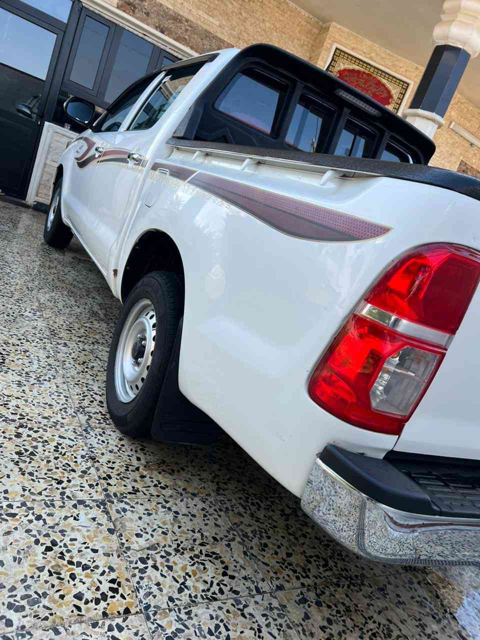 السلام عليكم
بيكم تويوتا 2014  ساز 
رقم سليمانيه شاصي 12 
كير عادي محرك مامفتوح 
مكفوله من الضبغ والتبديل 
بيه. بارد قليل 
العنوان بغداد ابوغريب 
السعر 185$ وبيه مجال 
 ***********
