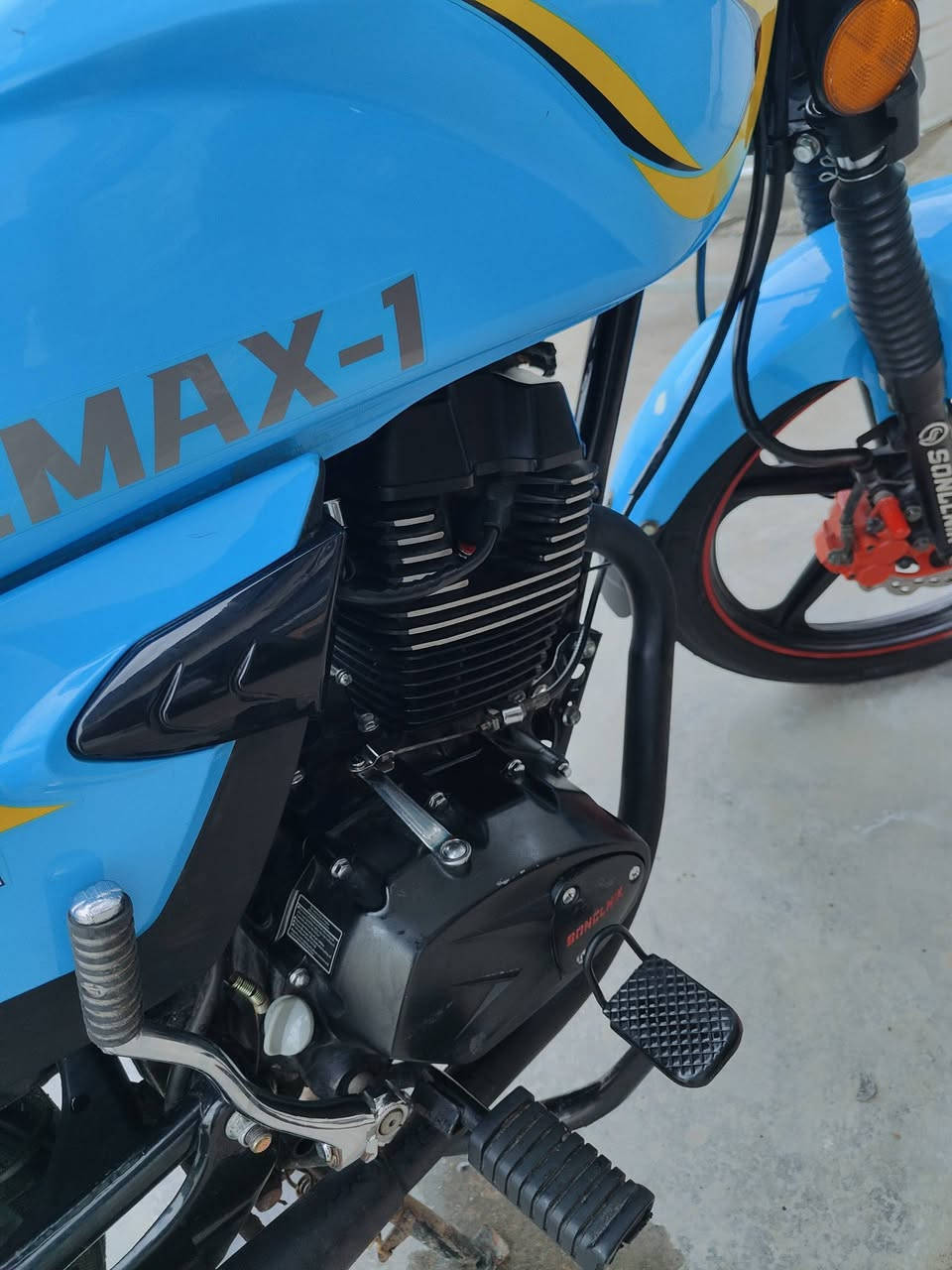 شانك 2025 🩵 بعدهي جديده لون مميز للبيع بسعر مناسب واذا عدك مراوس عادي مكاني بابل  الحمزه الغربي اتصل وتدلل
***********
***********
