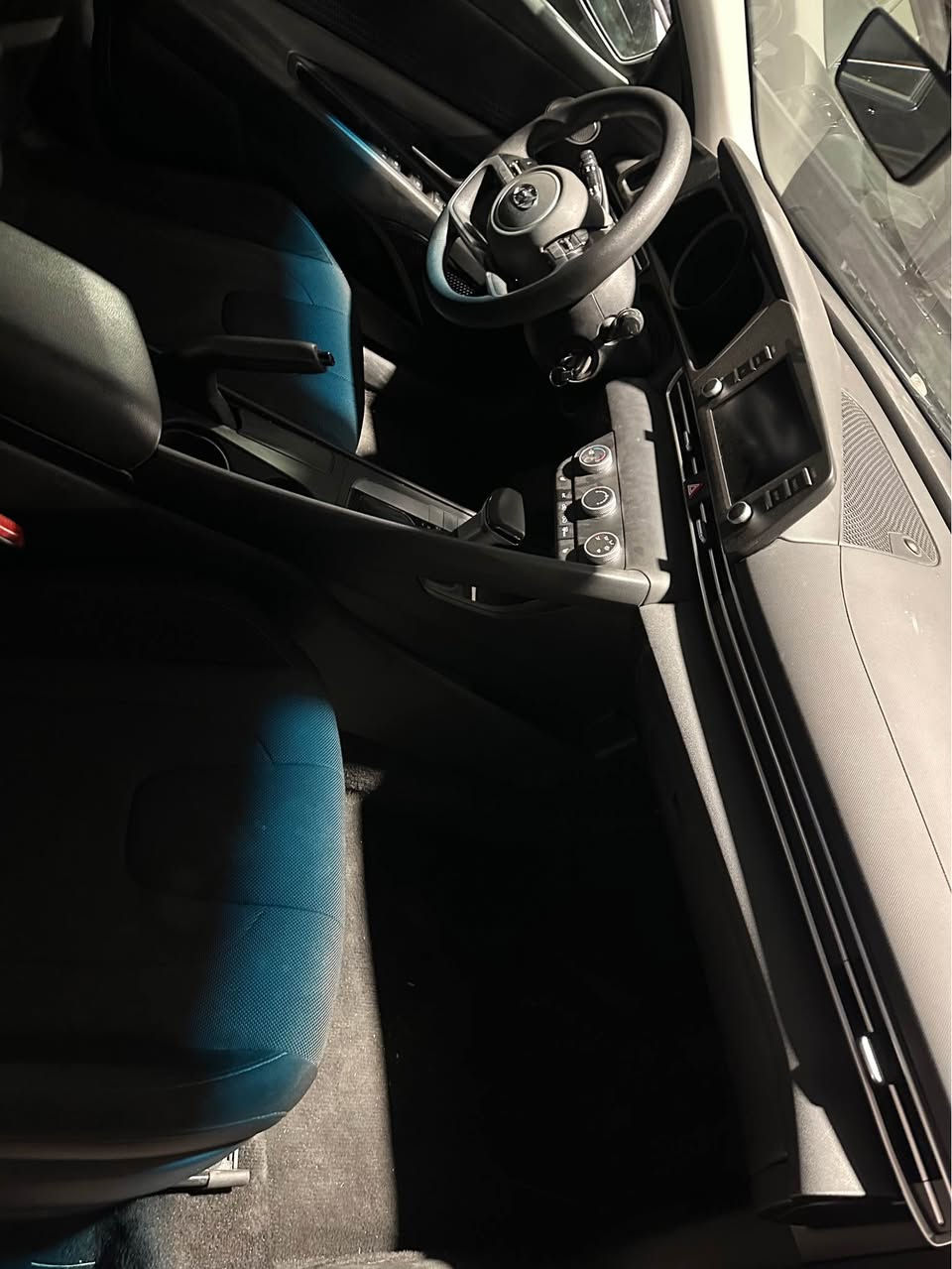 النترا ٢٠٢٣ محرك ٢٠٠٠ دوش 
بيها مكانات صبغ بجم خلفي كبس بدون دواخل بشرط 
مكان اربيل رقم كاتي مؤقت 
*********** واتساب أربيل, العراق
