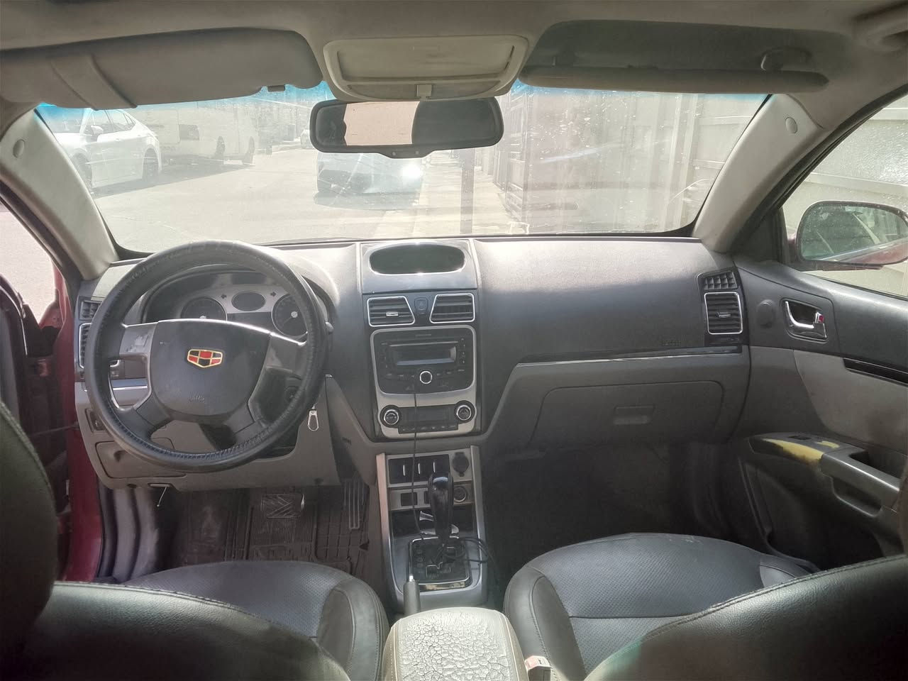 اميكراند للبيع مابيها اي ضربه كلها نضيفه جراد فقط
ومحركها تعبان كلش
السعر 45
***********
