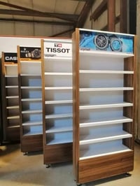 دواليب محلات • تفصيل حسب الطلب • تجهيز محل كامل