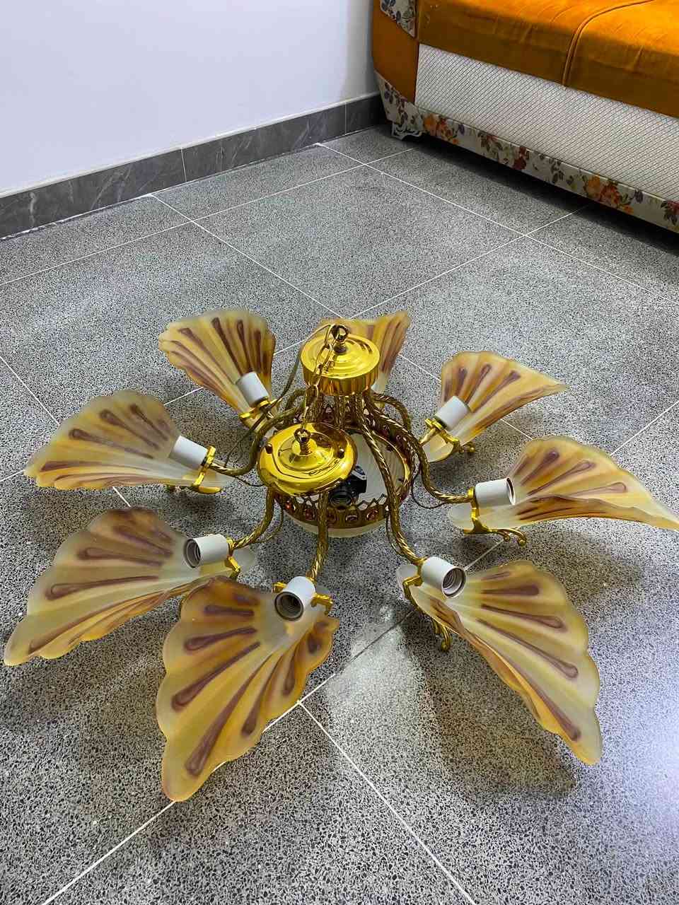 السلام عليكم
للبيع ثرية كهرباء ٢٥ مزهريات ١٠
بغداد - حي التراث


**إذا كنت صاحب هذا الإعلان وتريد حذفه لأي سبب، رجاءا أرسل رسالة إلى الدعم الفني**