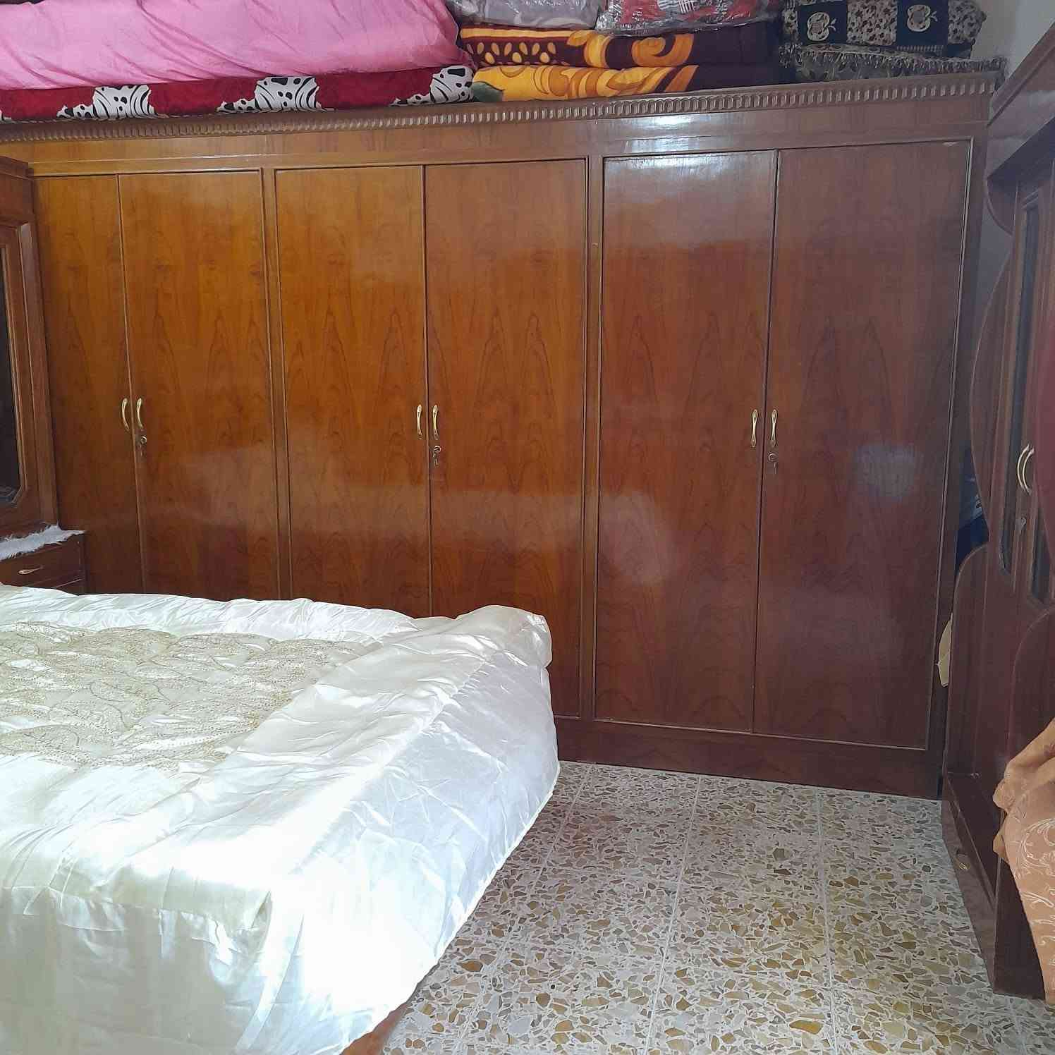 غرافه عراقيه نضافه فول سعر 1500مكانها الخالديه تواصل 
‏‪***********‬‏
