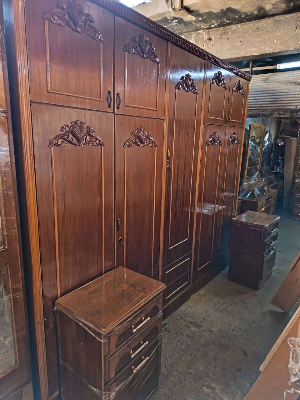 غرفه جهزا السعر 750 وبي مجال *********** بي وتساب
