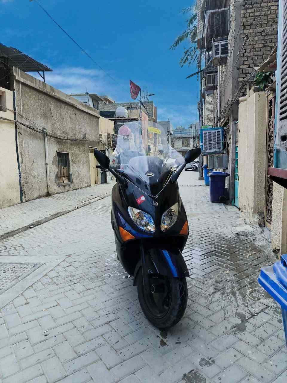 تي ماكس 2007 طالعه من كلشي وكلاشي قبل شهر دراجه نضيفه فول العين تحجي مو اني
بيها كامرات امامي خلفي 
وبيها جنطه ام تجوه
وبيها جامه رياضي مضلع
بريكاتAPS 
وبيها قارئ فولتيه باتري وبنفس الوقت منافذ شحن ودراجه ممشاها 25km نضيفه فول
مكاني بغداد اعضميه +مدينه السعر خاص 
رقم *********** بغداد, العراق
