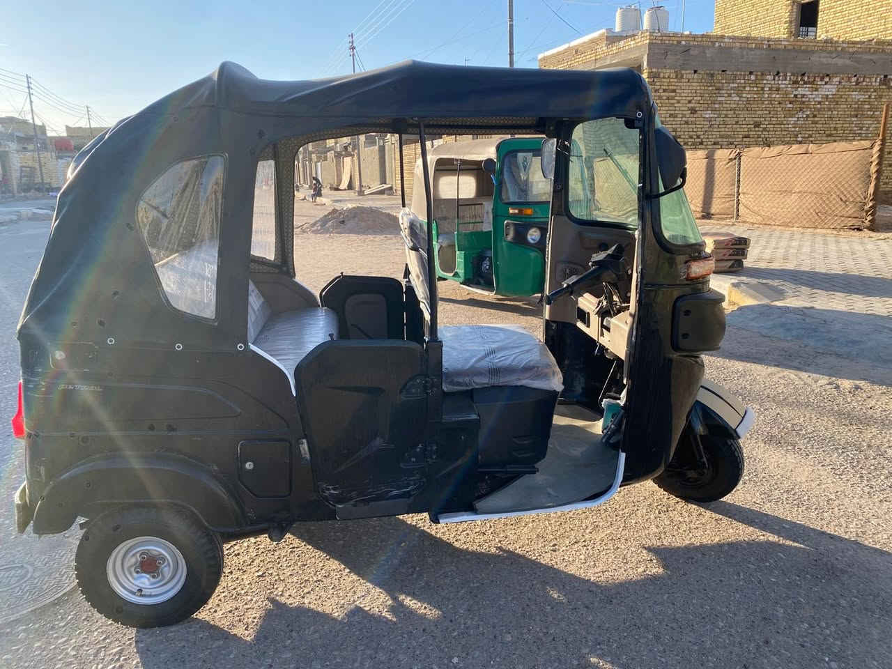 لبيع تكتك موديل 24 وكيله شاكر تكتك زيرو ماعده ضربه بصفحه ومعمره ولباقي مكفول  مكاني العماره الميمونه سعرها اتصل ***********شراي يتصل مكلف بنشر
