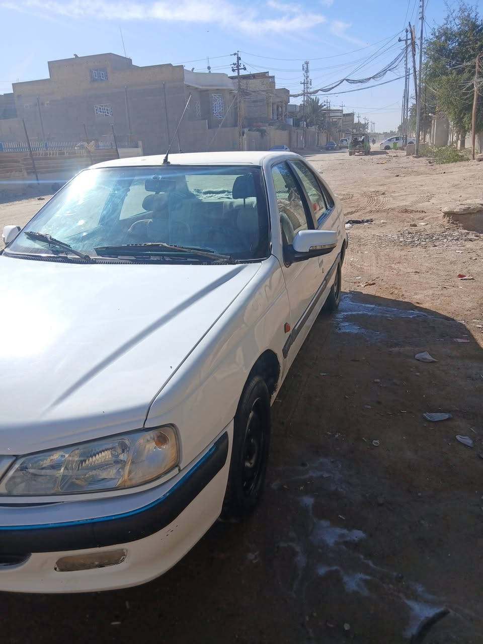 سلام عليكم بيجو بارص 2012 سياره حلوه تحويل رقم بصره جديد سعر 35 مكان بصره زبير  رقم هاتف ***********
