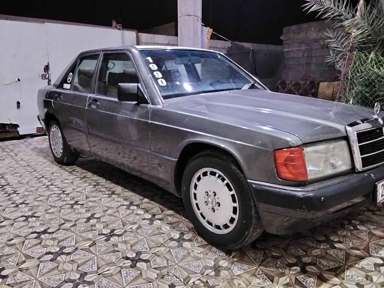 السلام عليكم مارسدس طيارين موديل 1990 مراوس او بيع باقي التفاصيل اتصل على الرقم *********** محرك خراطيم
