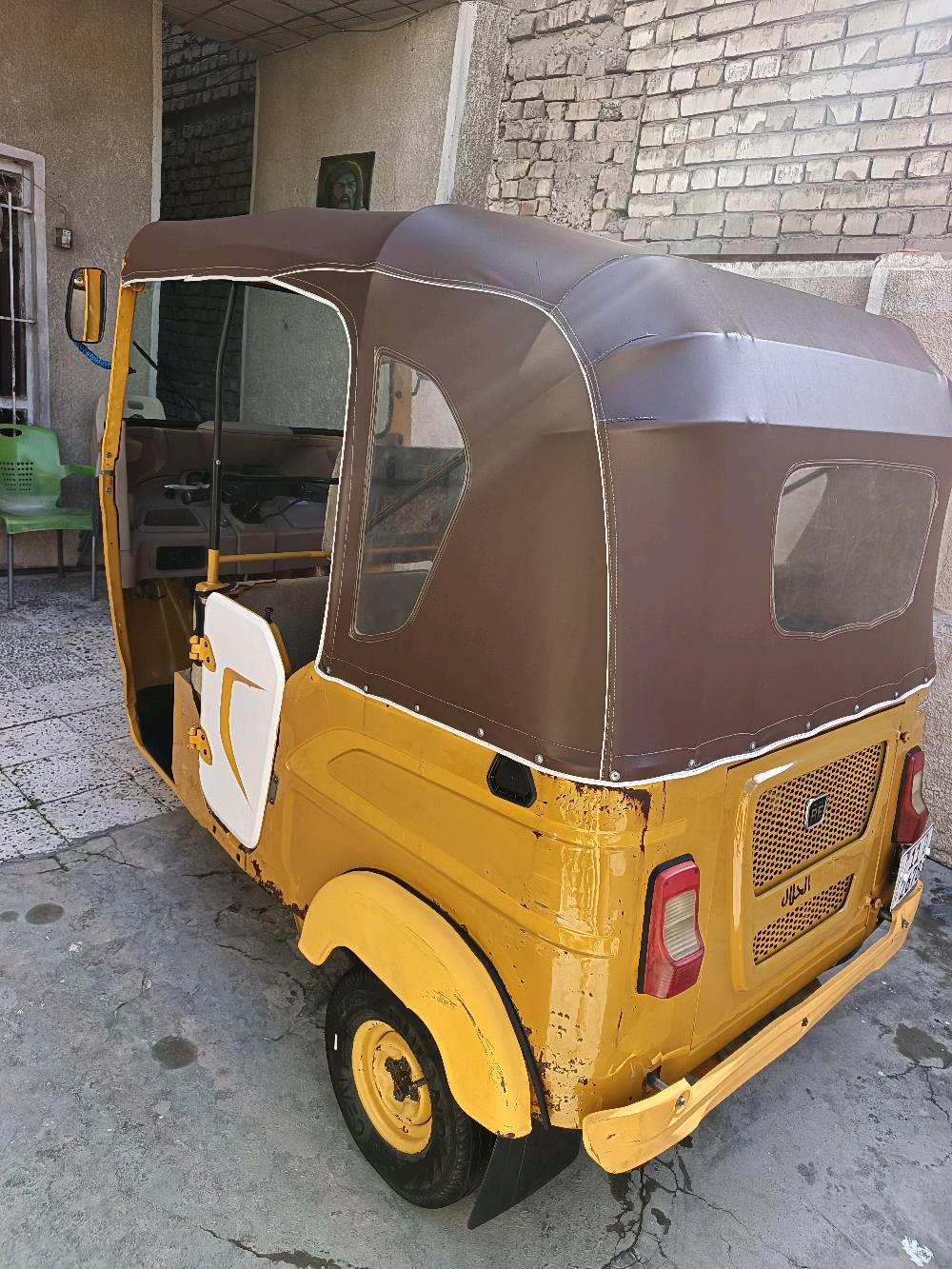 تكتك موديل 21 شهر 4 رقم انگليزي تحويل ثاني يوم والتكتك خير من الله تاخذها عدل وگبل للشارع مكينه گير اكسل كلهن تمام، 
العنوان بغداد الامين الثانية
السعر 9 مليون وبيها مجال للطيبين
رقم الهاتف ***********