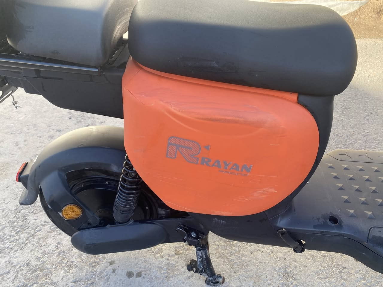 السلام عليكم دراجه شحن الريان للبيع قبل شهر اخذته من الصدريه جديده جدا بكاني بغداد شهداء السيديه  ***********
