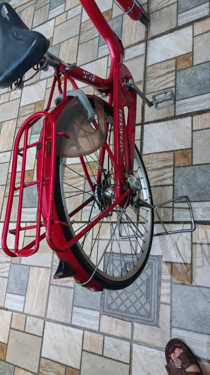 متاح بايسكل باله كير وحساس السعر 80 الف الاتصال بالرقم ***********
