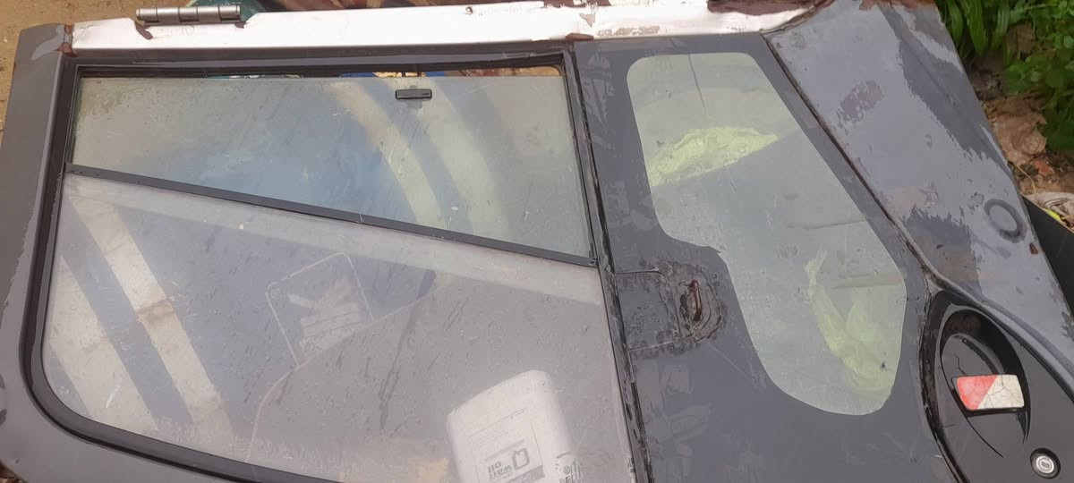 السلام عليكم البيع للاستفسار ***********
