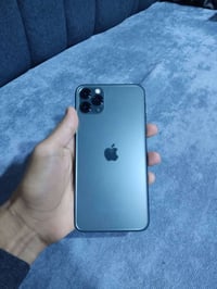 ايفون ١١ برو ماكس • ٢٥٦ • بطارية ٧٢٪