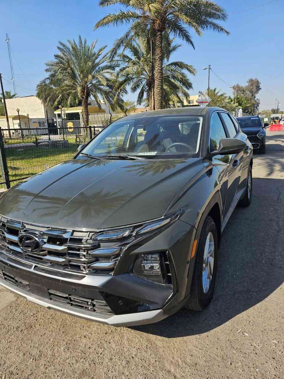 توسان ٢٠٢٥ لون زيتوني بيه صبغ ٣ ونص شطح جانبيه ماشيه ٢٤ موصفاته البصمه والشاشه مواصفات التوسان رقم بغداد بسمي العنوان بغداد
***********
السعر ١٩٠ مرقم كامل
