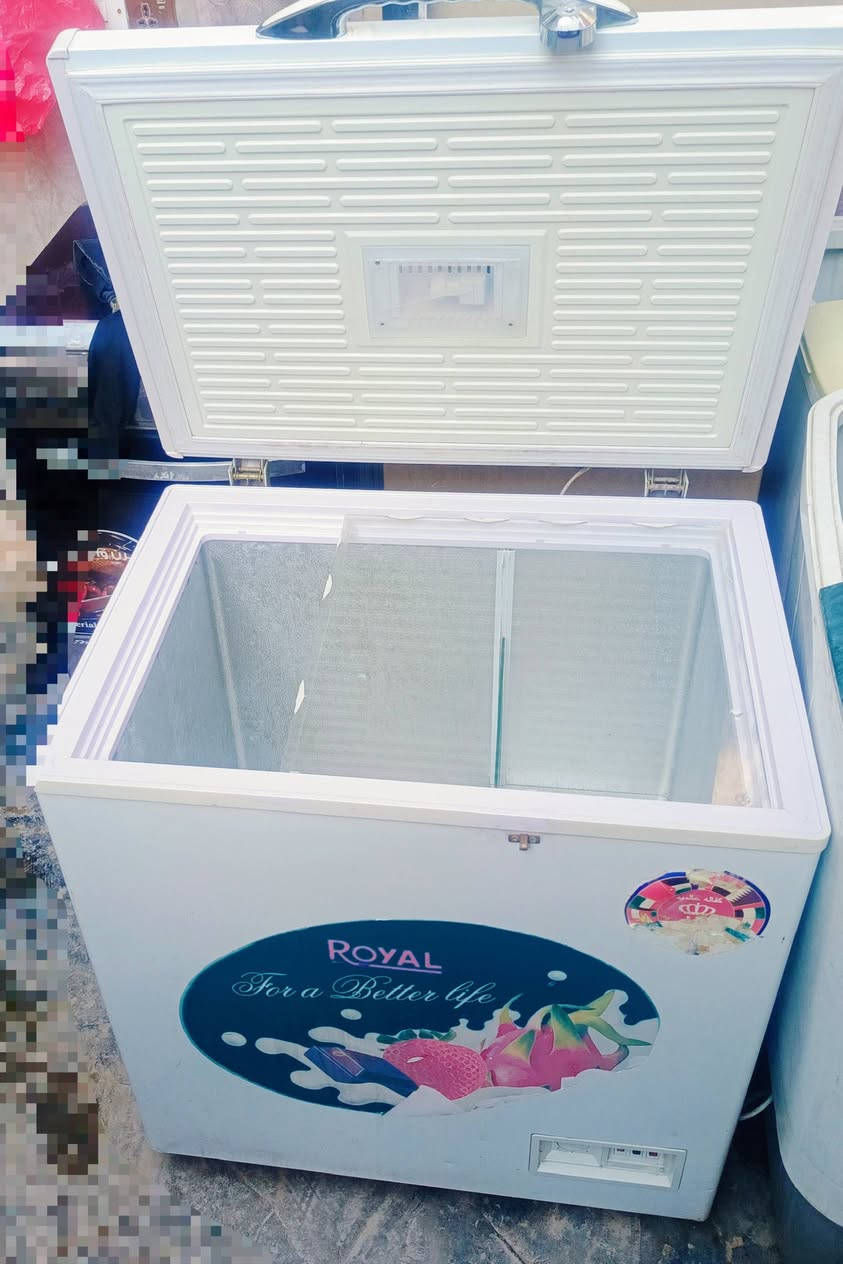 السلام عليكم اغراض منزليه جدا نظيفات واسعار مناسبه راسلني خاص واني بالخدمه مكاني بغداد العبيدي قرب مدرسة العابد ***********
