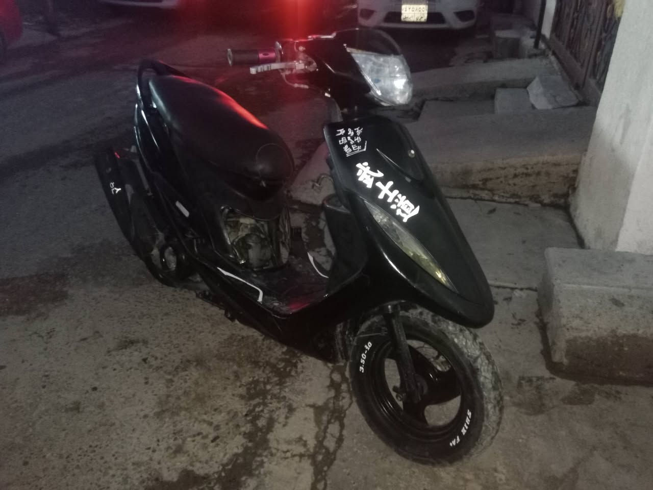 سلام عليكم ماكس عدله لبيع او مراوس دراجه بوشه49 بلاديه شرط محرك و كهربائيّة اي ستفسار خاص و مكاني خانقين..  رقم ***********
