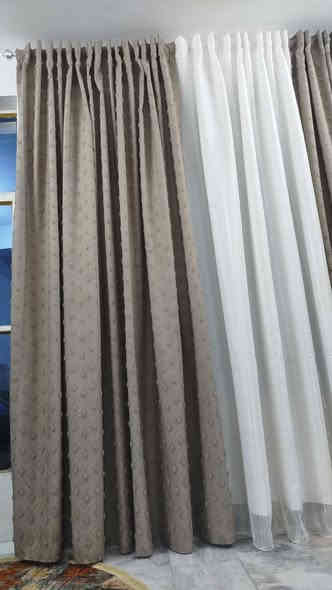 السلام عليكم برده لبيع جديده مامستعله ابدا نضيفه حيل السعر 90وبيه مجال مكان حي العامل ‏‪0775 927 1765‬‏
لون يجنن كلش حلوه

لارتفاع 286
والعرض 6امتار
