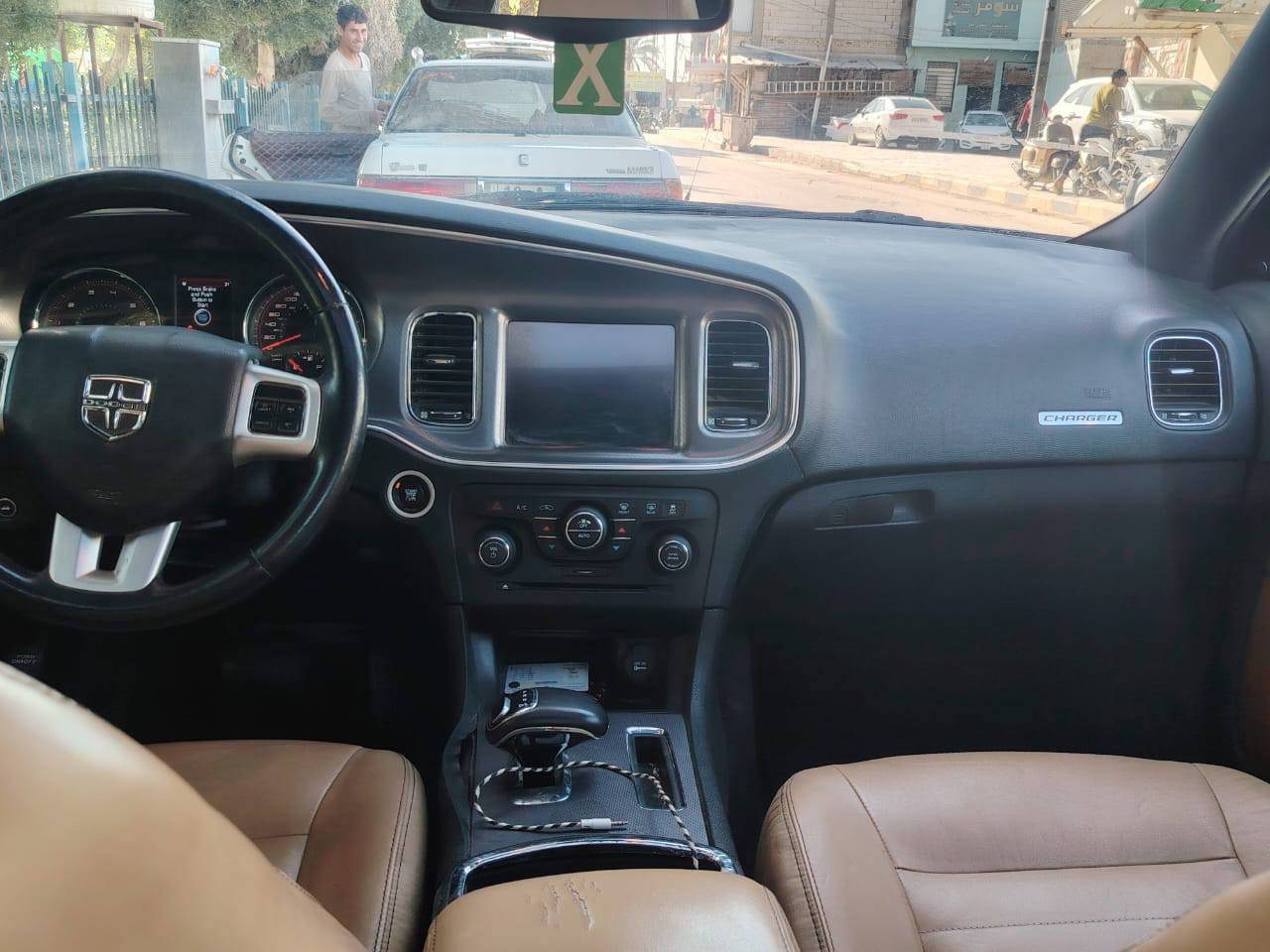 جارجر كفاله كفاله من كص ونتربول موديل 2014 مكينه 3600كير طياره 
جاهزه للتسجيل بوجهك مكينه كير حداده كهربائيات كله شرط تبريد ثلج سياره جديده جاهزه الاخر شي السعر 65بي مجال الشراي يتصل وبخدمته ***********
