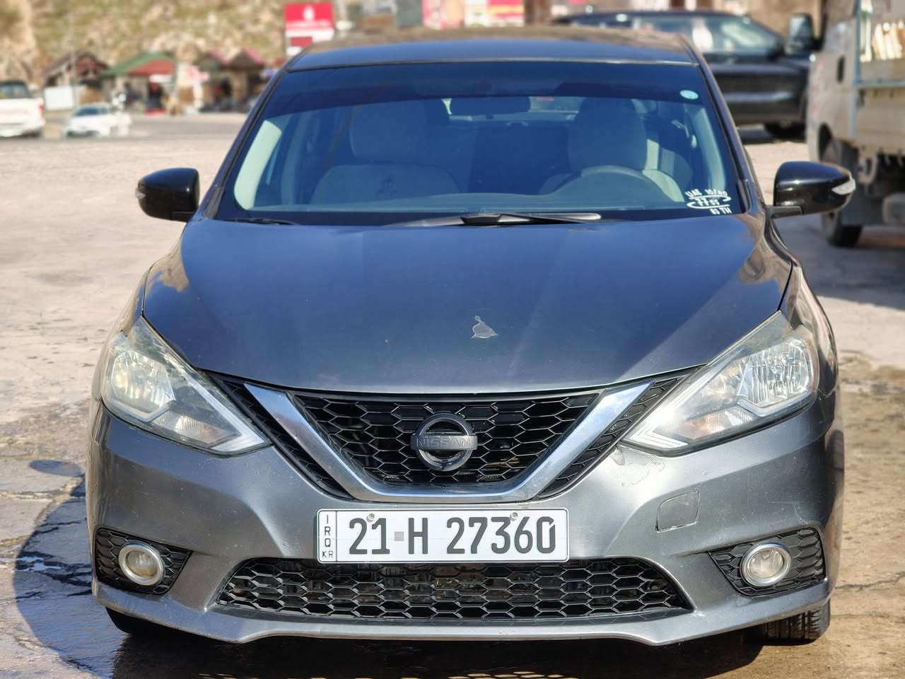 سنترا2017SR واحد علی واحد ، بس كيرعادي ، بيها ۲قطعة صبغ بدون دواخل ، رقم وسنوية جديد تحويل وكالة شرط ، سعر93ورقە ، ر.م***********
