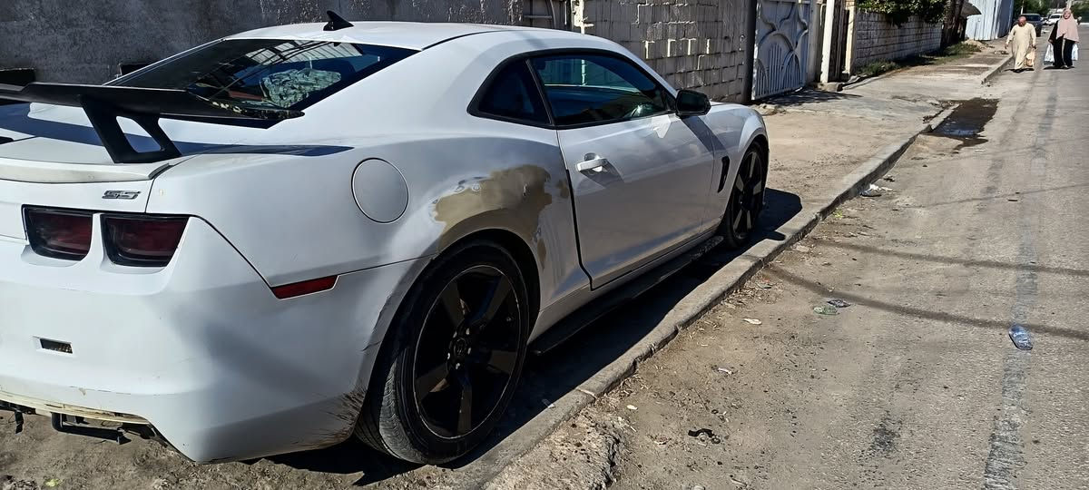 كمارو للبيع موديل 2012 ستة سلندر محدث البجم 15  السعر 75 بيها مجال نزلت سعرها بسبب الوعود الكاذبة  تحويل ثاني يوم الشراي يتصل بيها ملاحضات بسيطة الشراي يتصل
الرقم  ***********
