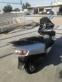 دراجة فورزة 6/0 دراجة عوزهة بس لايت امامي وجاملغ أمامي و شخاطة مال سلف...