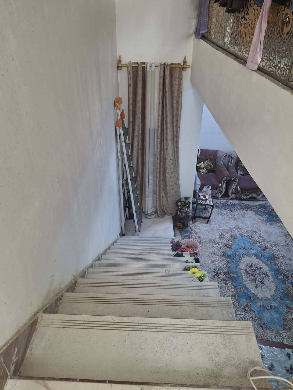 دار للبيع الموقع خلف الملعب المساحة 100 م غرفتين  مطبخ هول  صحيات داخلية وخارجية بناء طابوق عكاة  بناء  جديد  نقص بس ارضية  للا ستفسار اتصل على رقم الهاتف حــــــــــــيدر الظالمي  ***********
